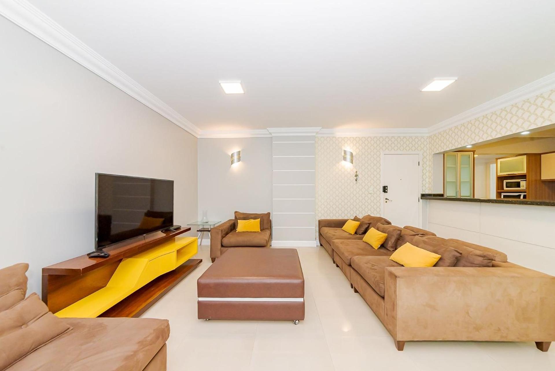 Apto Amplo 1Suite Mais 2Quartos - Quadra Mar 50M Da Praia - Somente Familiares Balneário Camboriú Exterior foto