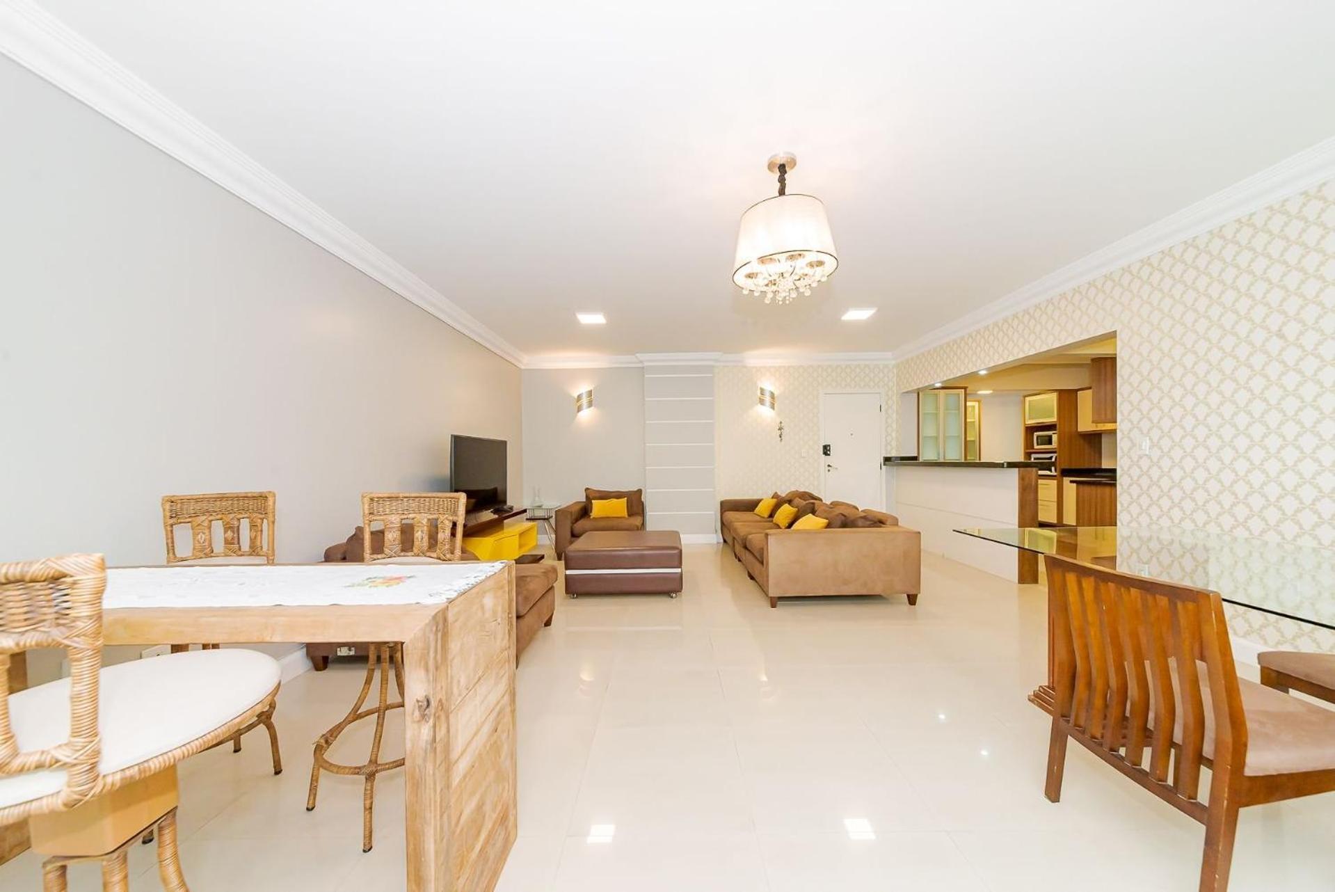 Apto Amplo 1Suite Mais 2Quartos - Quadra Mar 50M Da Praia - Somente Familiares Balneário Camboriú Exterior foto