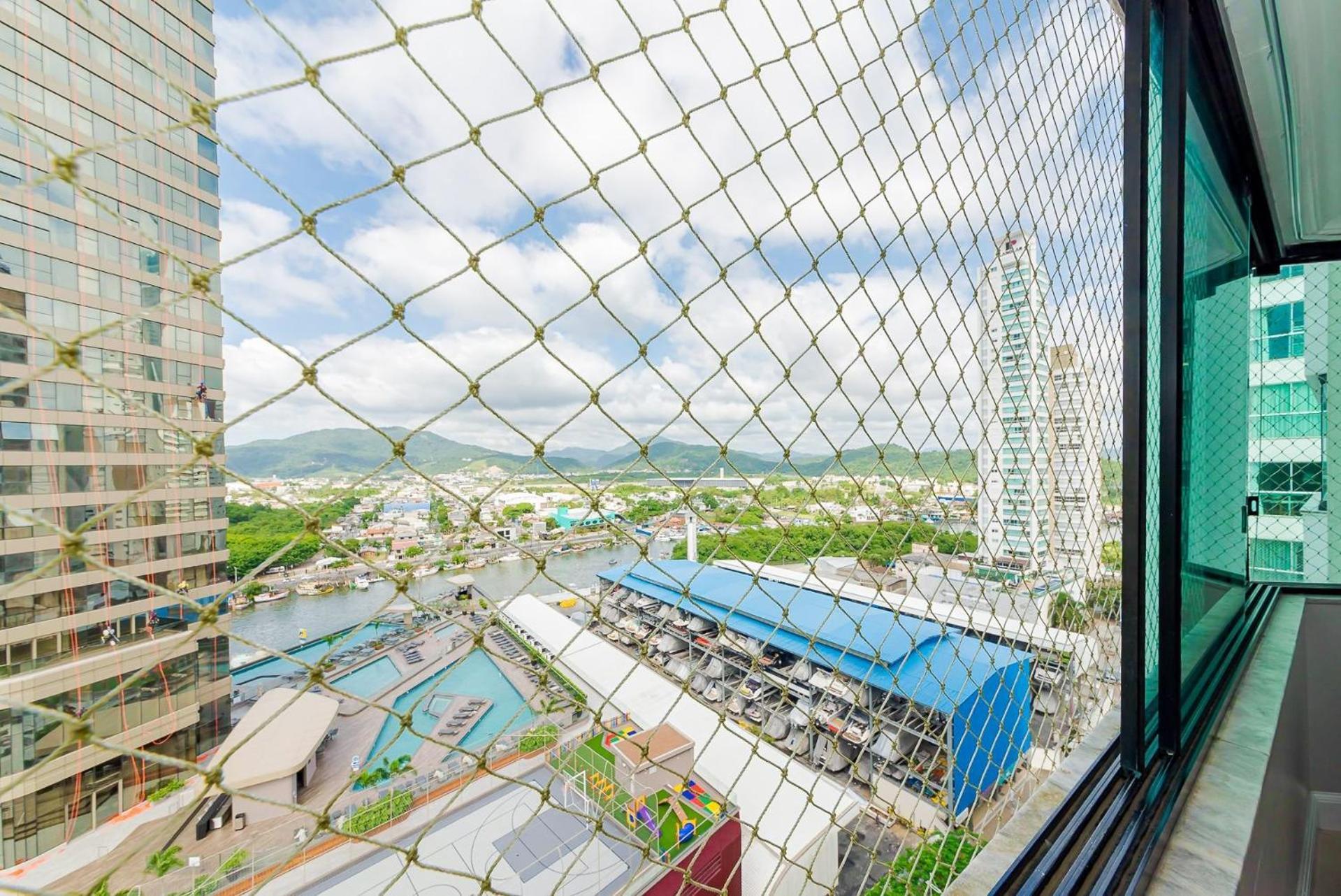 Apto Amplo 1Suite Mais 2Quartos - Quadra Mar 50M Da Praia - Somente Familiares Balneário Camboriú Exterior foto