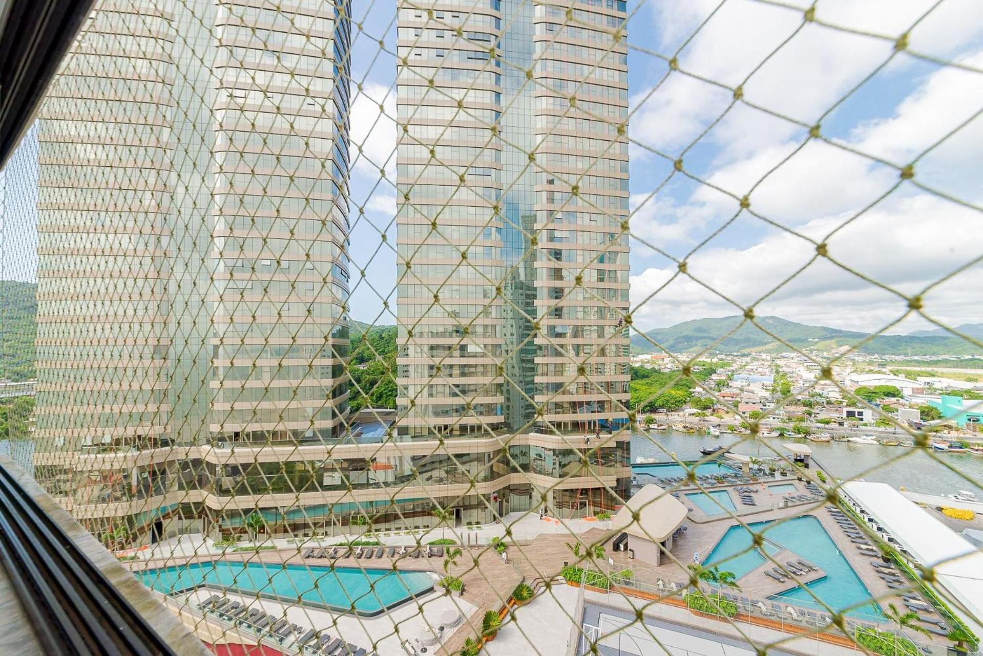 Apto Amplo 1Suite Mais 2Quartos - Quadra Mar 50M Da Praia - Somente Familiares Balneário Camboriú Exterior foto