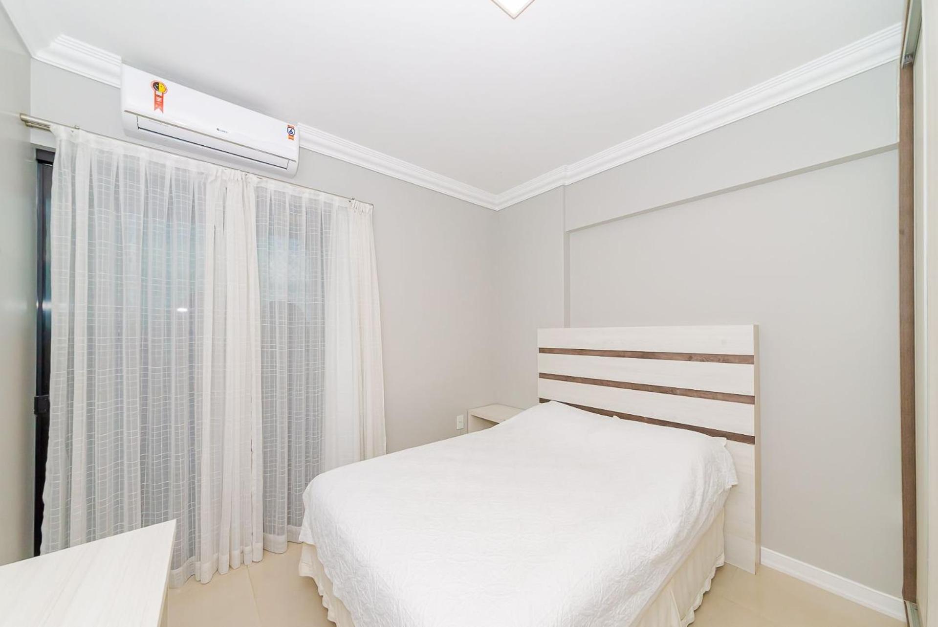 Apto Amplo 1Suite Mais 2Quartos - Quadra Mar 50M Da Praia - Somente Familiares Balneário Camboriú Exterior foto