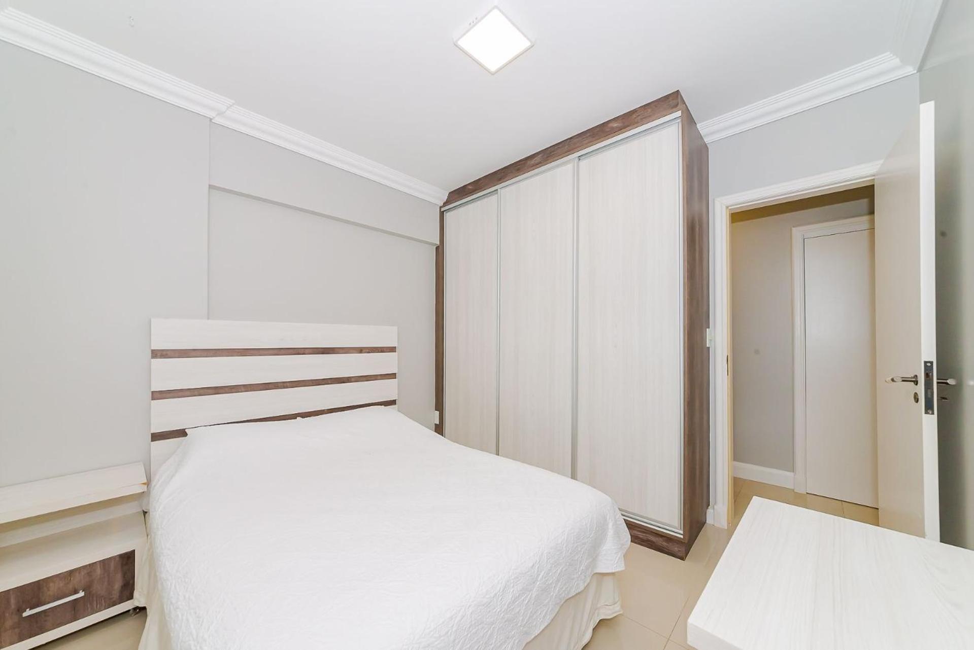 Apto Amplo 1Suite Mais 2Quartos - Quadra Mar 50M Da Praia - Somente Familiares Balneário Camboriú Exterior foto