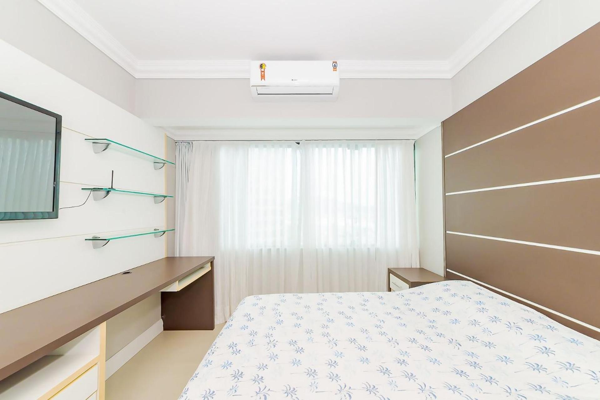 Apto Amplo 1Suite Mais 2Quartos - Quadra Mar 50M Da Praia - Somente Familiares Balneário Camboriú Exterior foto